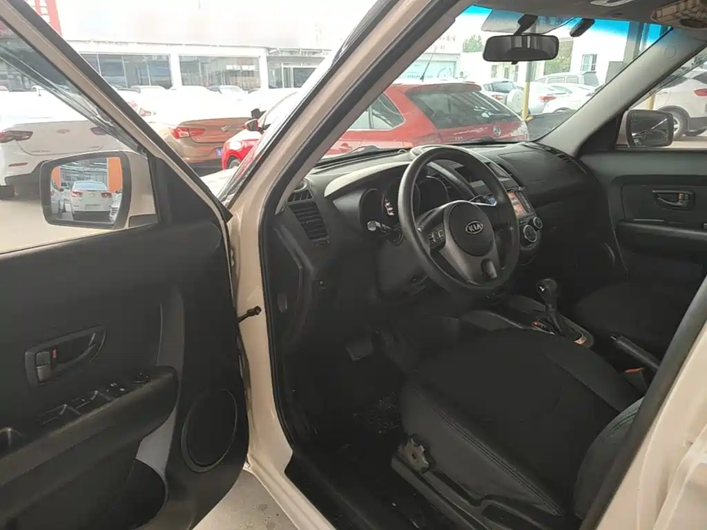 Kia Soul — миниатюра 16