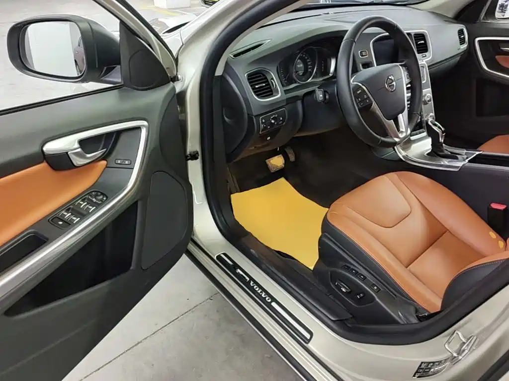 Volvo S60 — миниатюра 16