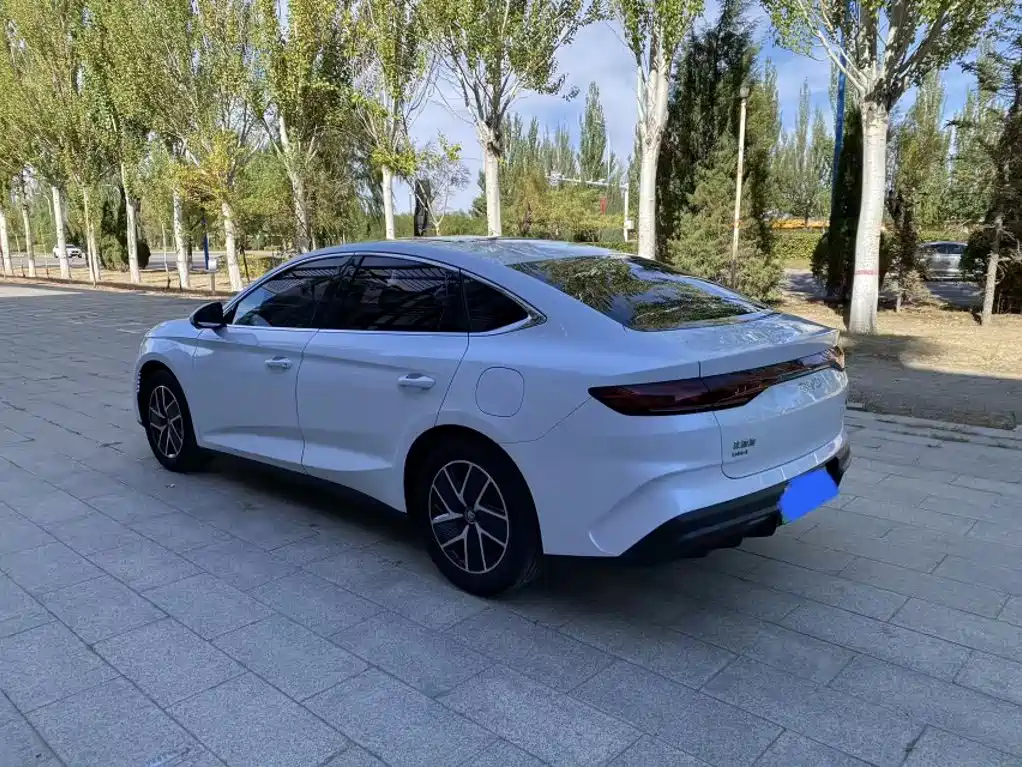 BYD Qin L — миниатюра 10