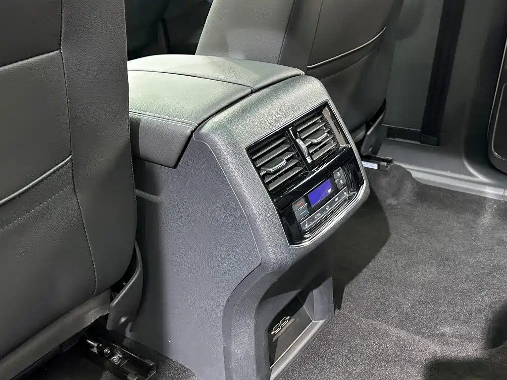 Volkswagen Teramont — миниатюра 16