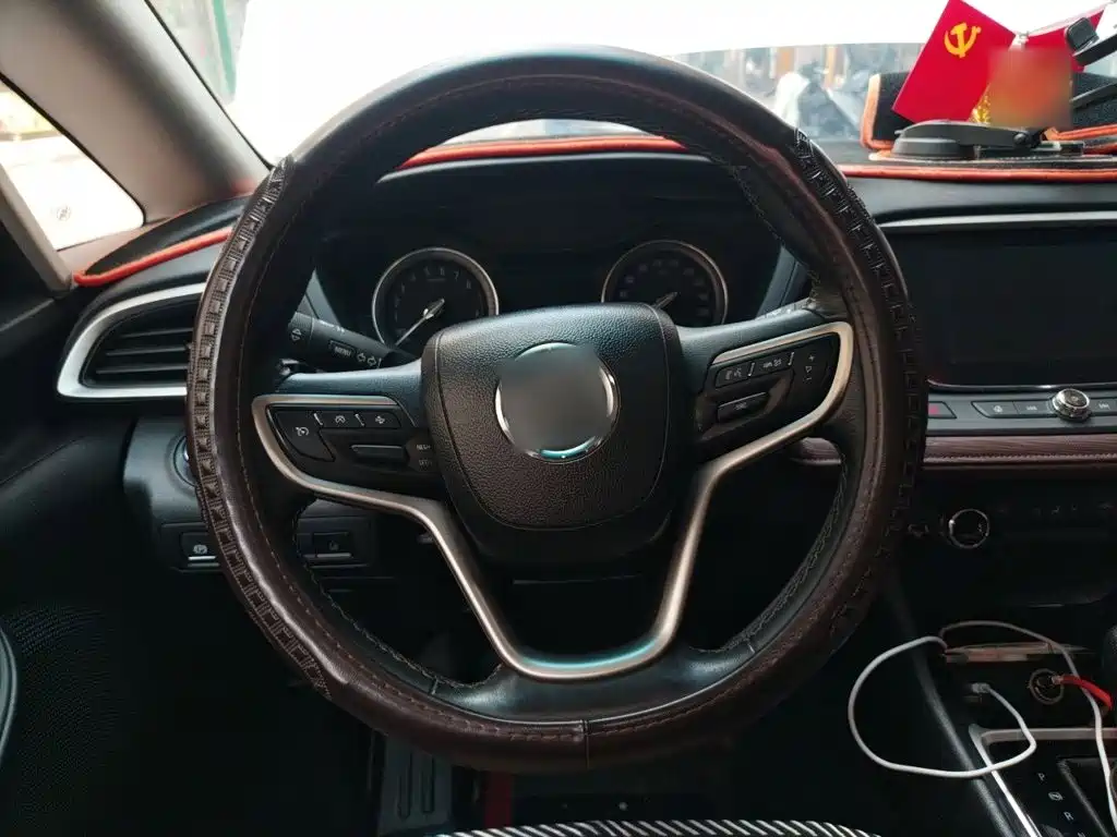 Buick GL6 — миниатюра 11