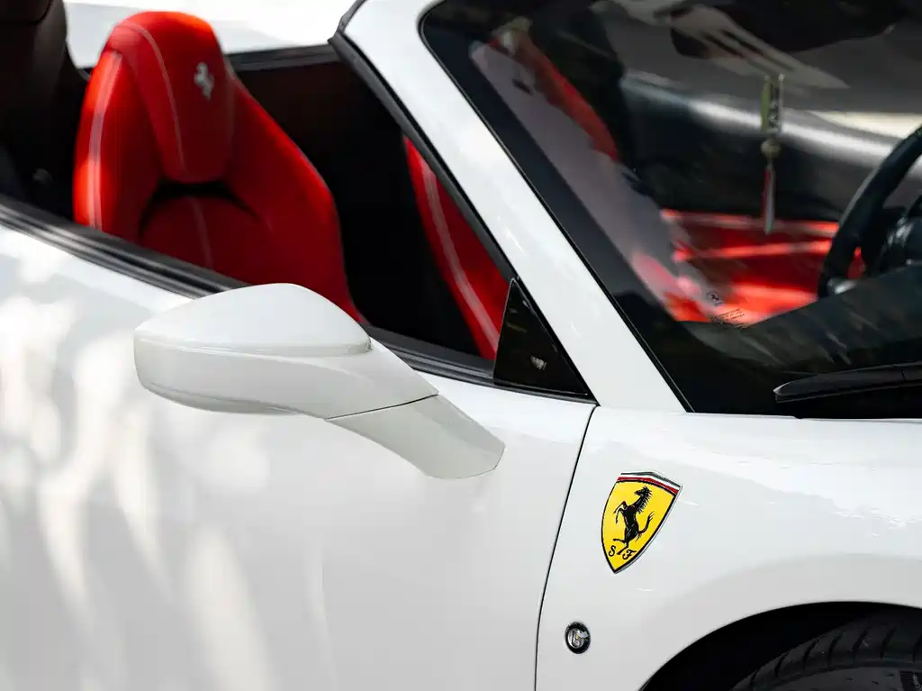 Ferrari F8 — миниатюра 6