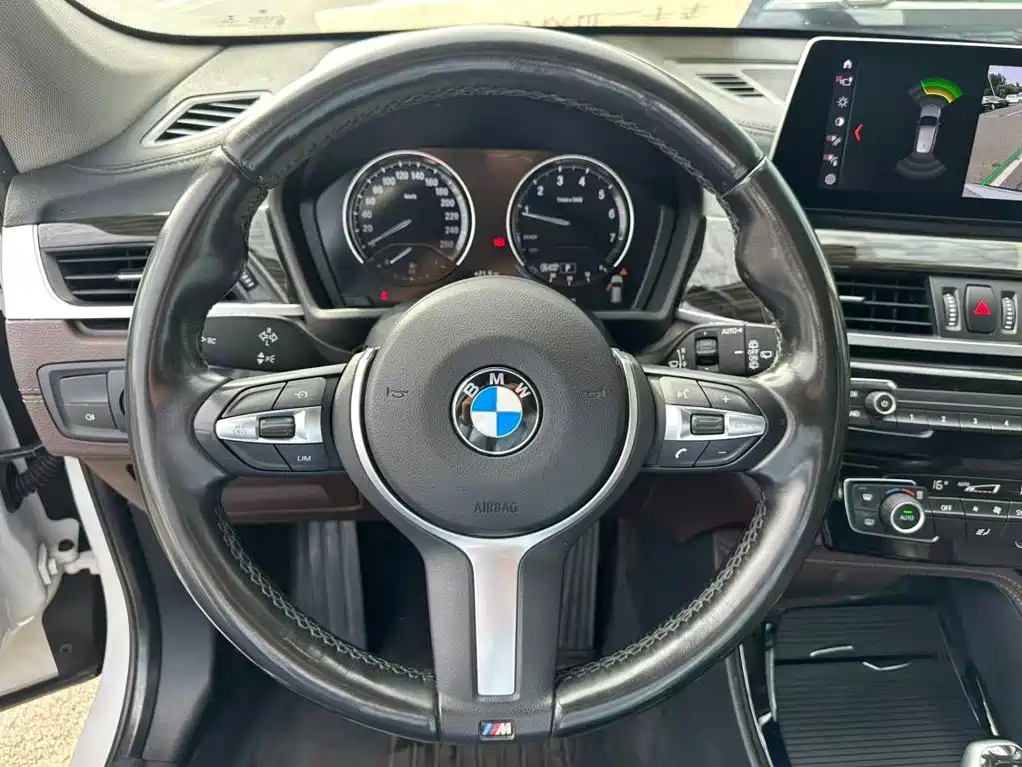 BMW X1 — миниатюра 12