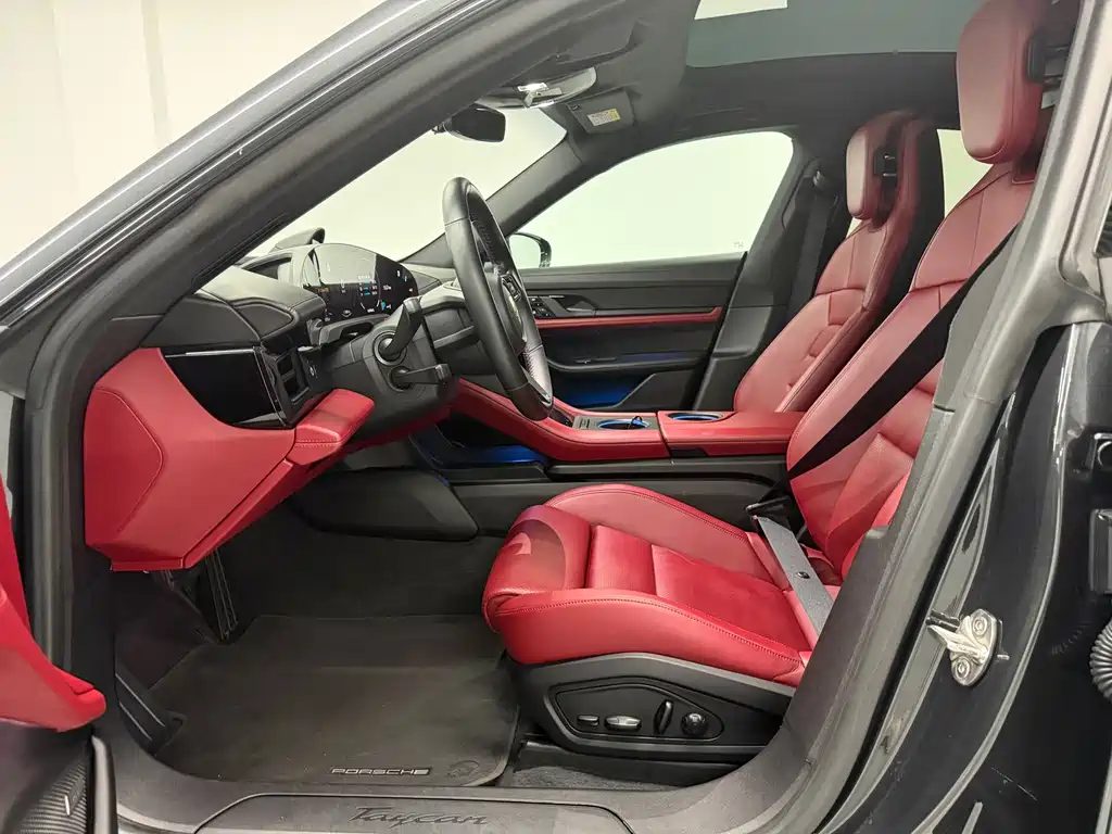 Porsche Taycan — миниатюра 11