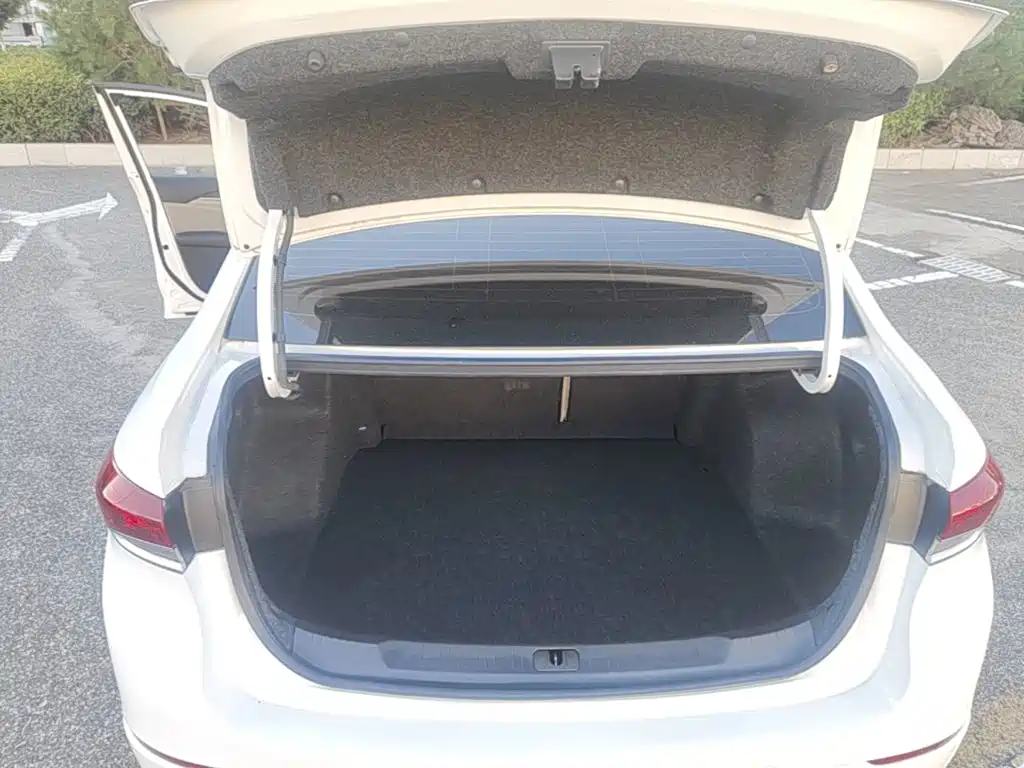 Buick Excelle — миниатюра 19