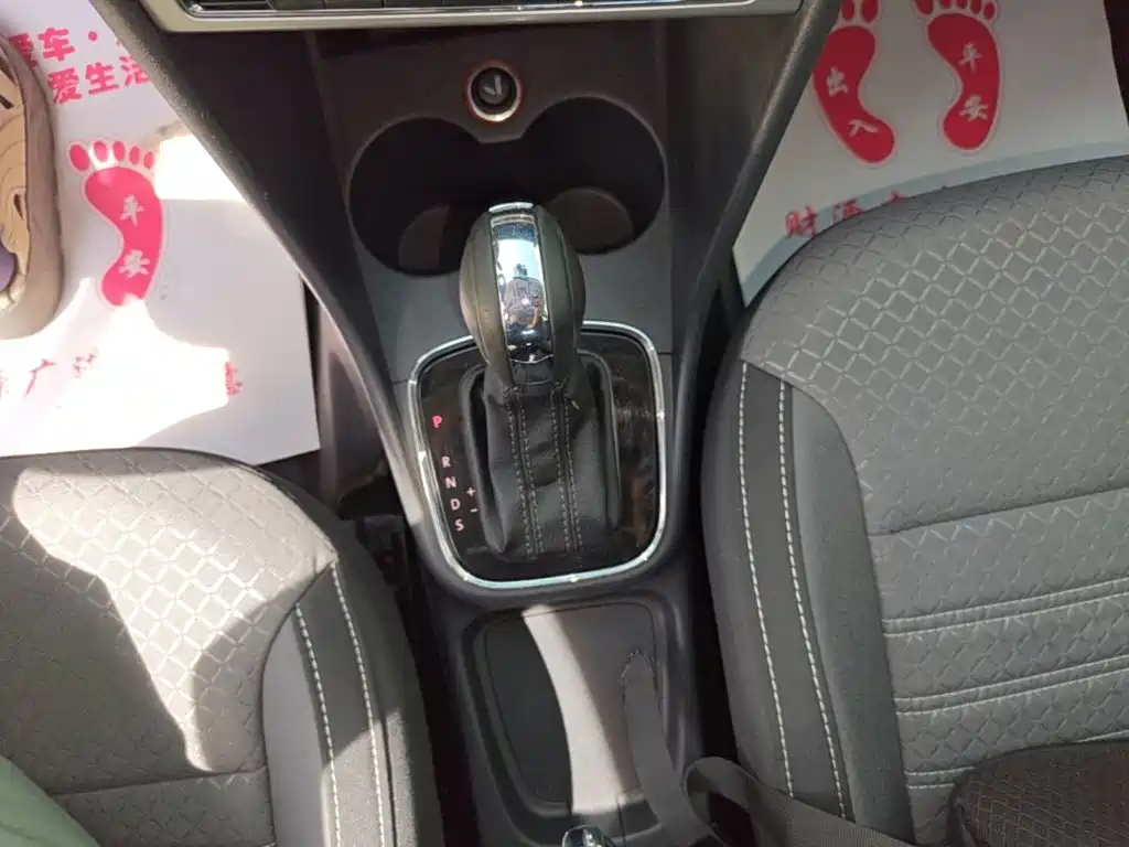 Volkswagen Polo — миниатюра 14