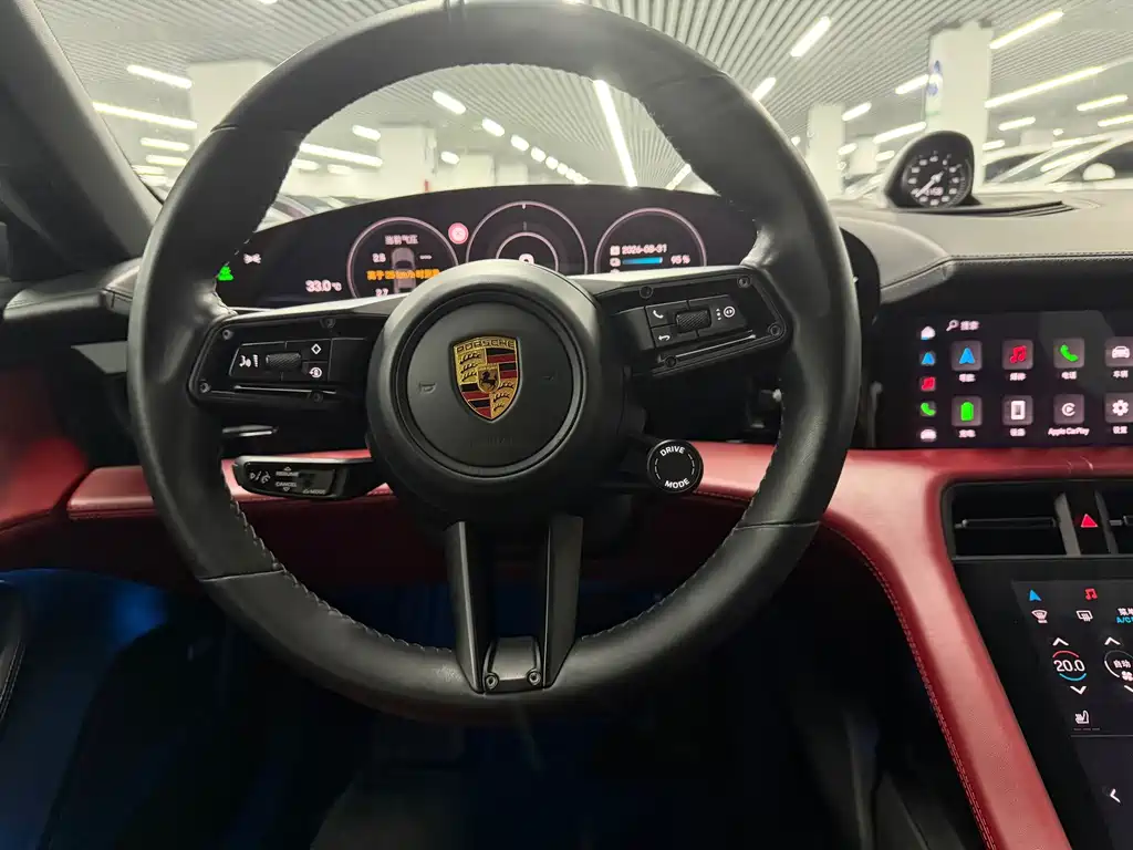 Porsche Taycan — миниатюра 8