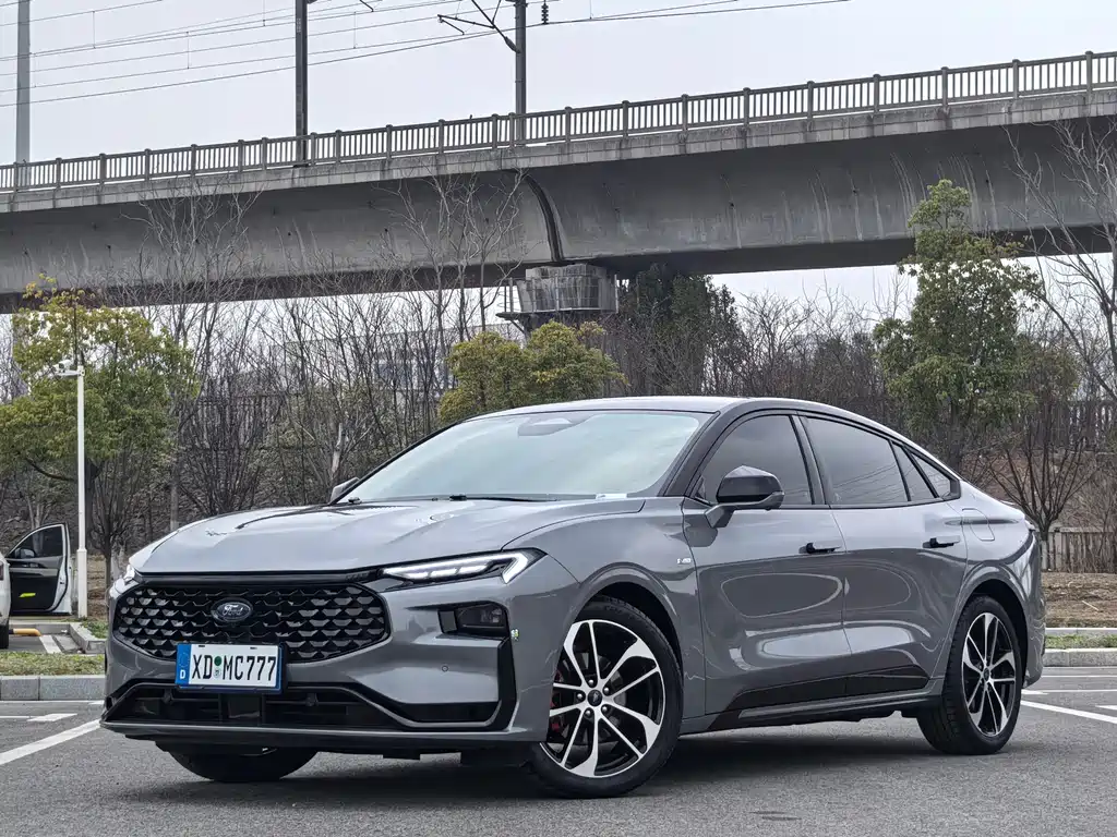 Ford Mondeo 2023