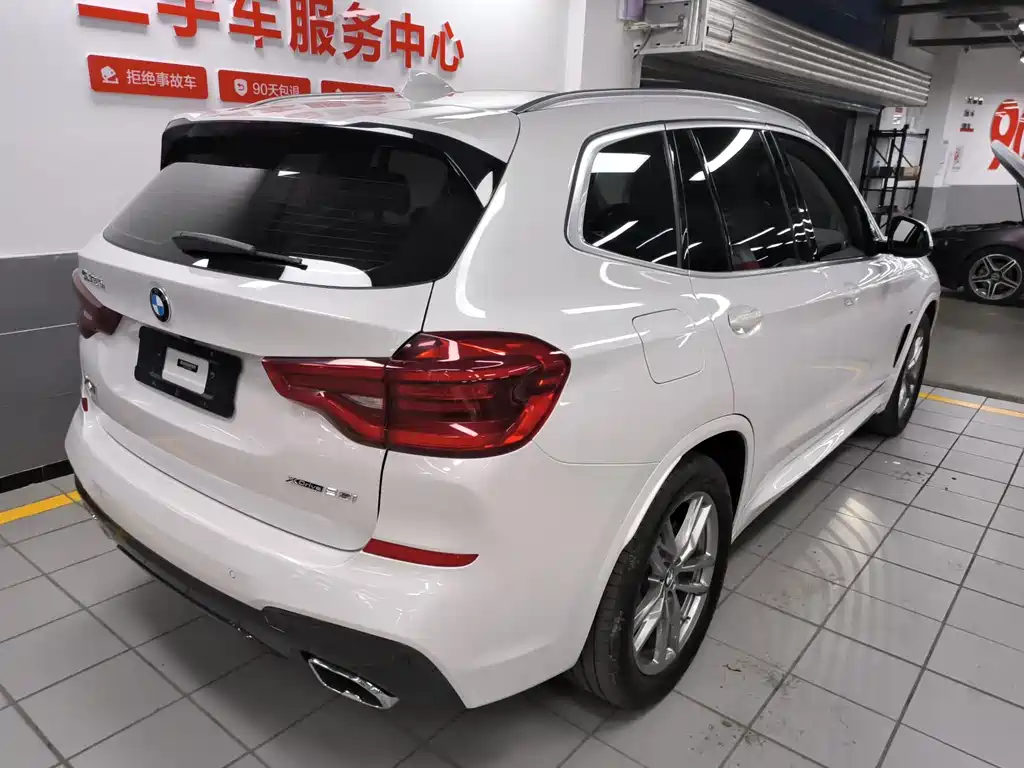 BMW X3 — миниатюра 8