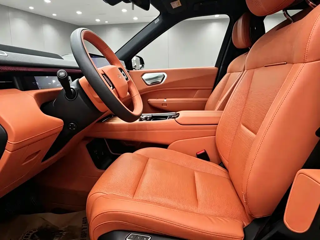 Lynk & Co 900 — миниатюра 7