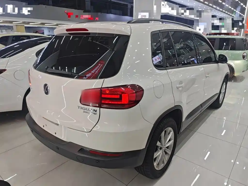 Volkswagen Tiguan — миниатюра 7
