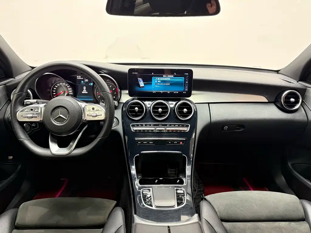 Mercedes-Benz C-Class — миниатюра 5