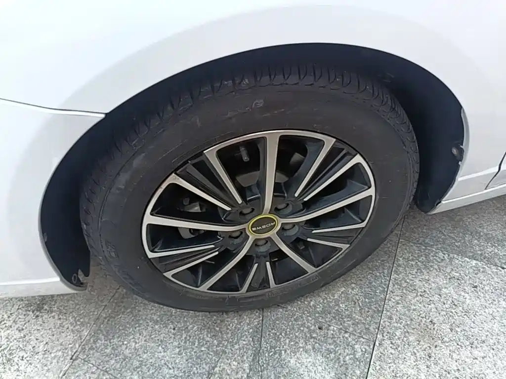 Roewe i5 — миниатюра 23