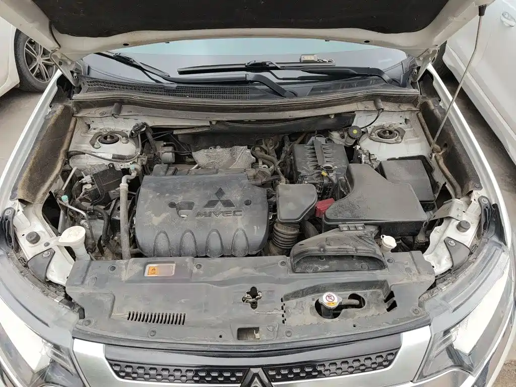 Mitsubishi Outlander — миниатюра 11
