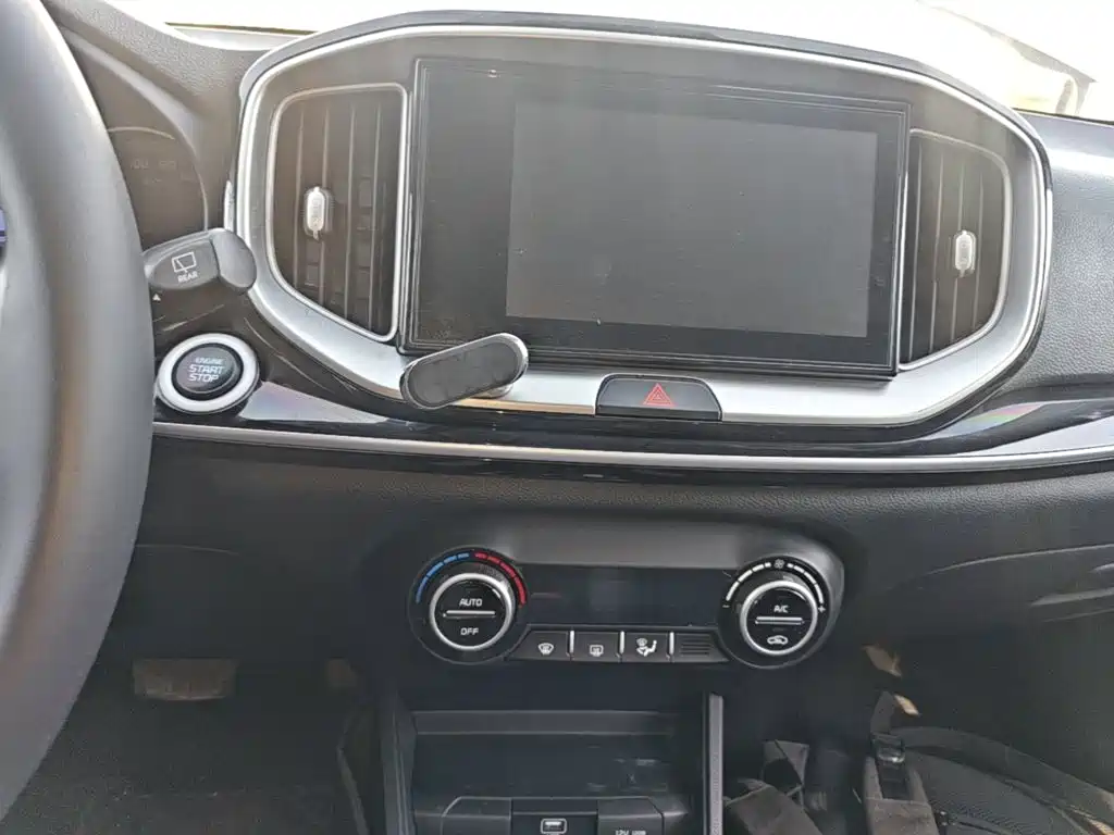 Kia KX1 — миниатюра 13