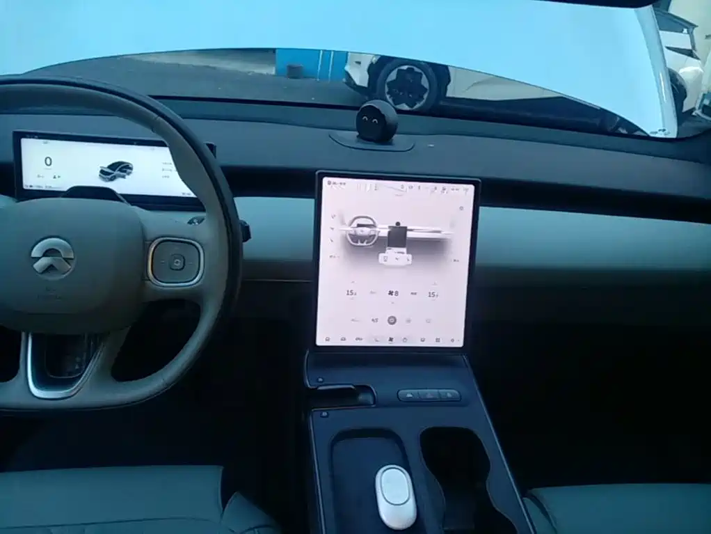 NIO ET5 — миниатюра 13