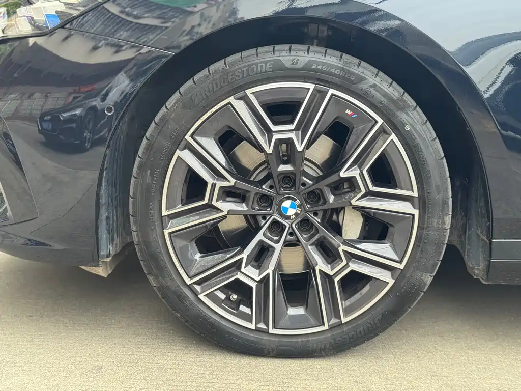 BMW 5 Series 5 2025 530Li Premium M Sport