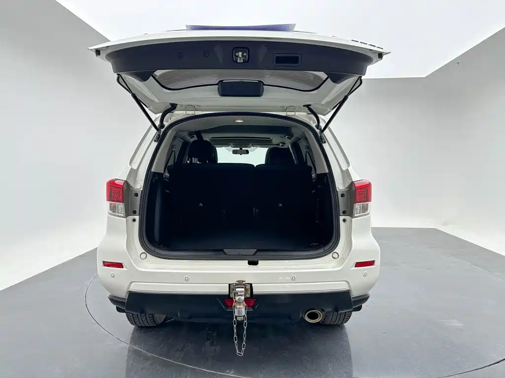 Nissan Terra — миниатюра 25