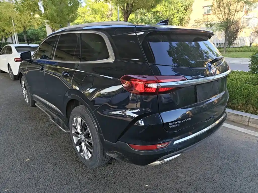 Buick Enclave — миниатюра 5