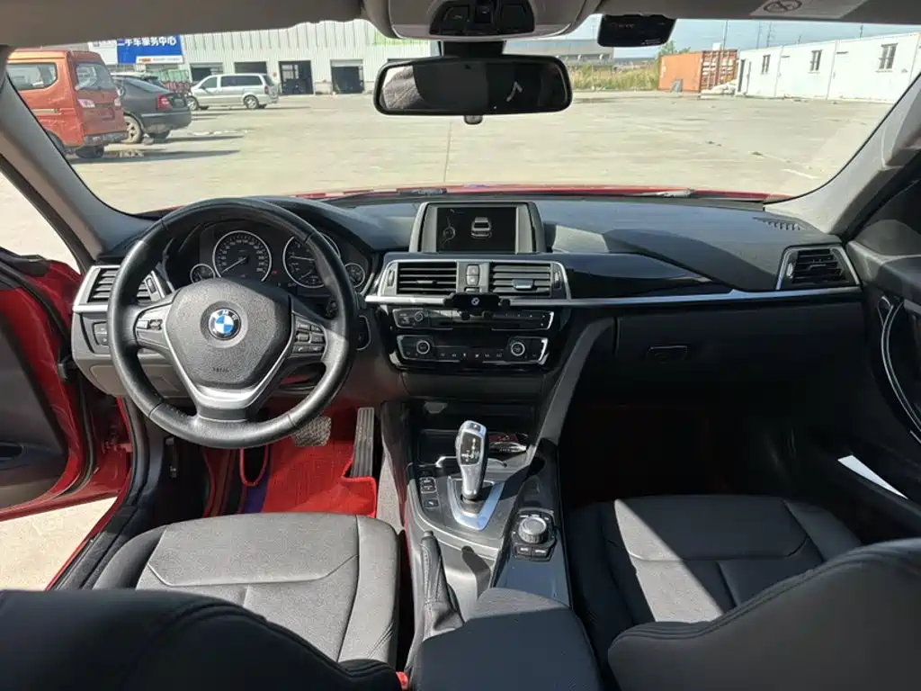 BMW 3 Series — миниатюра 12