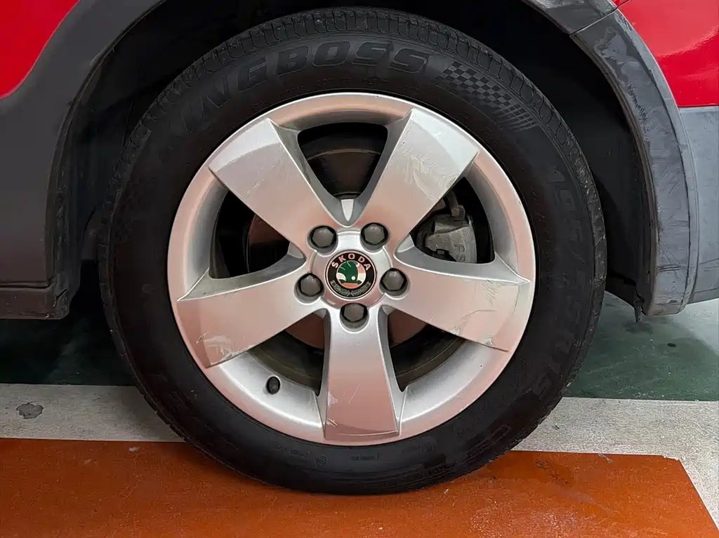 Skoda Fabia — миниатюра 11