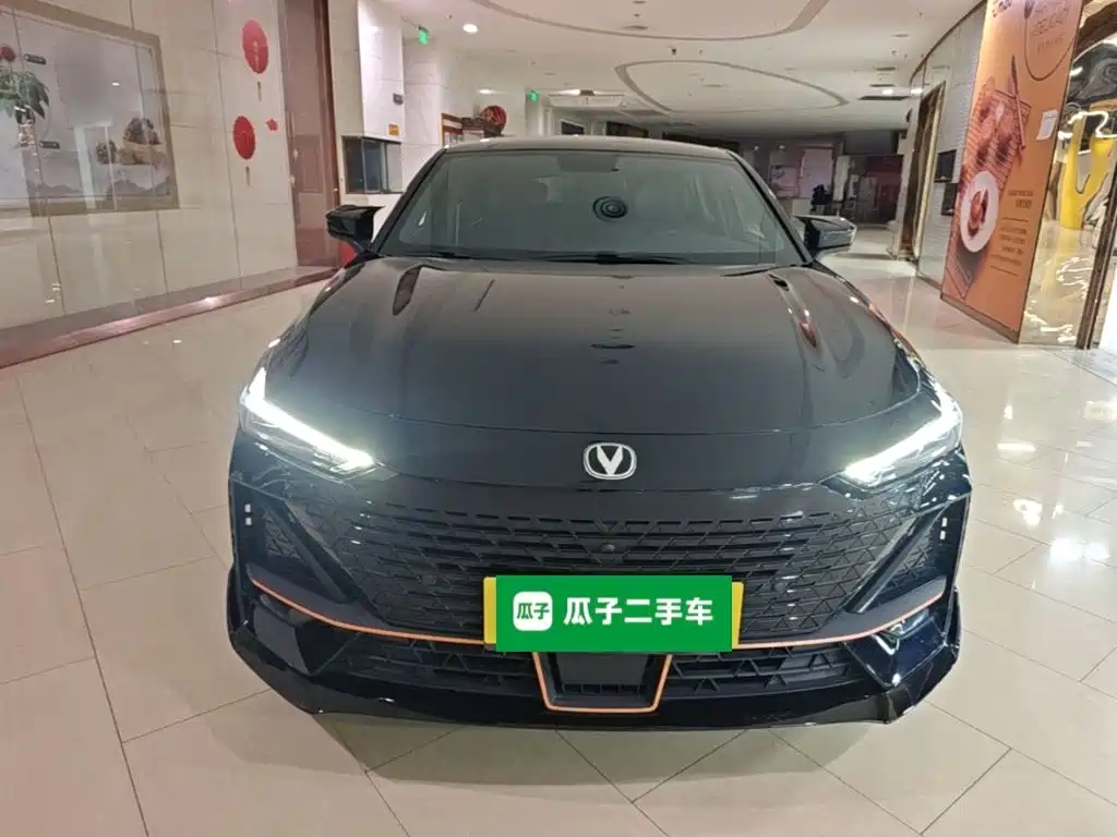 Changan UNI-V — миниатюра 3