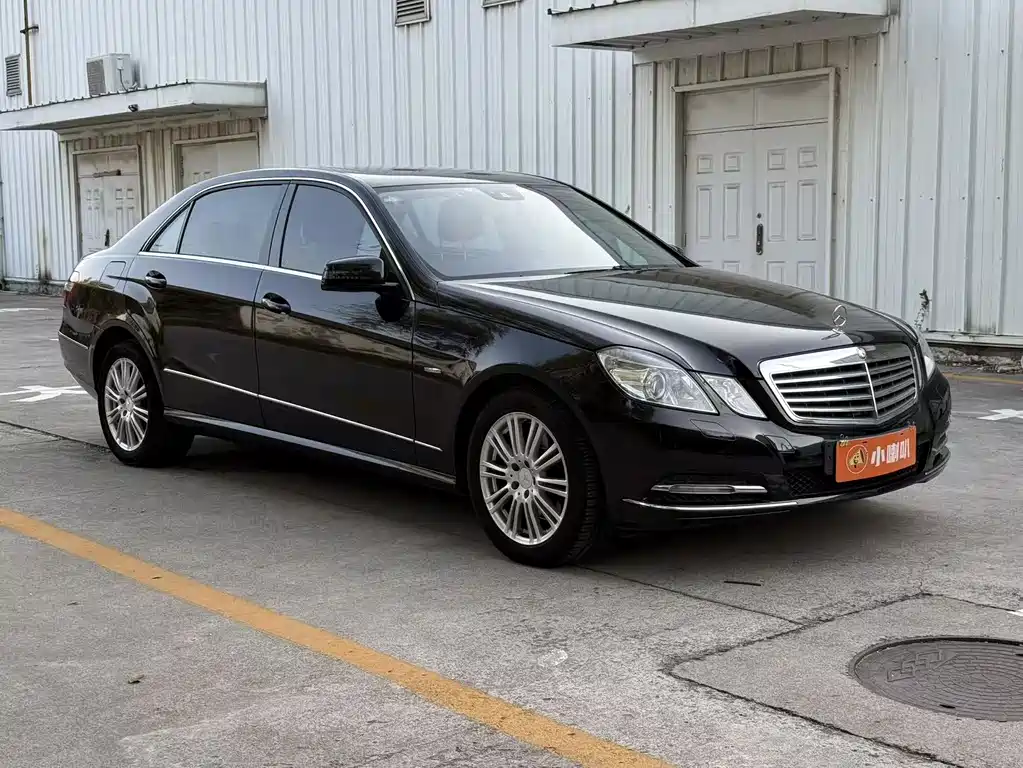 Mercedes-Benz E-Class — миниатюра 3