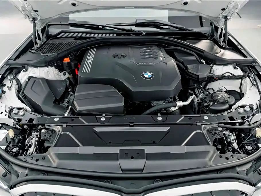 BMW 3 Series — миниатюра 23