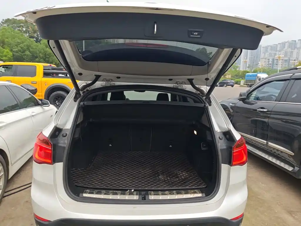 BMW X1 — миниатюра 19