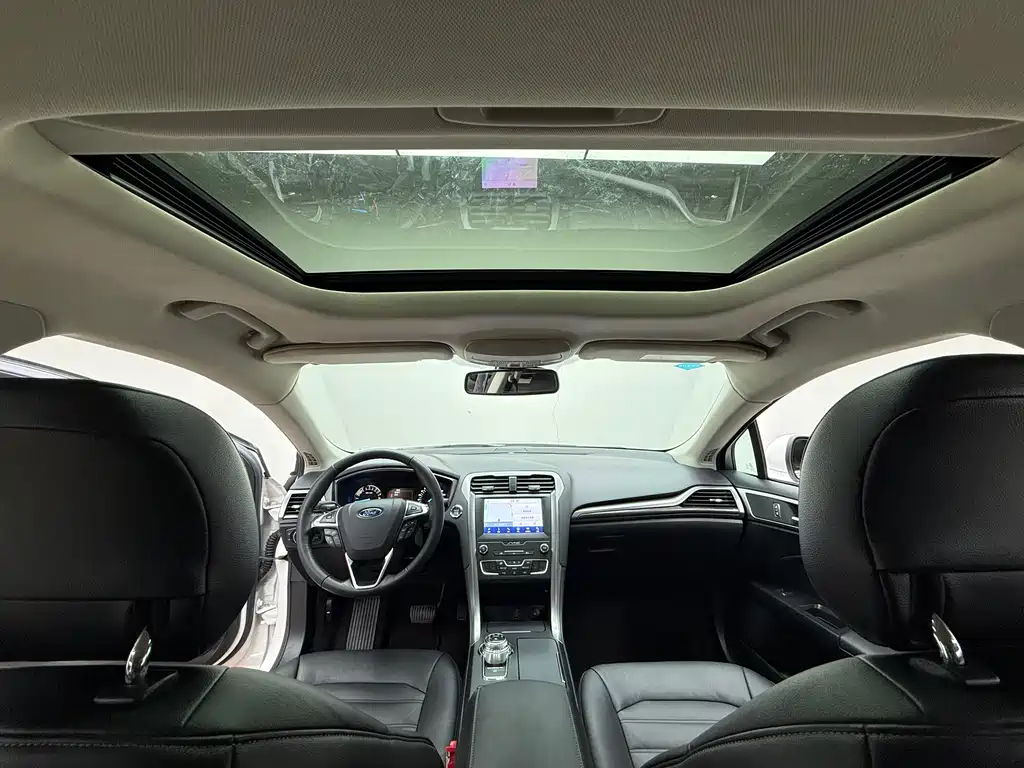 Ford Mondeo - фото 13