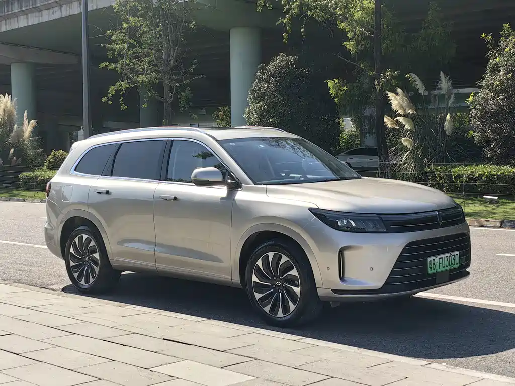 AITO Wenjie AITO M7 — миниатюра 3