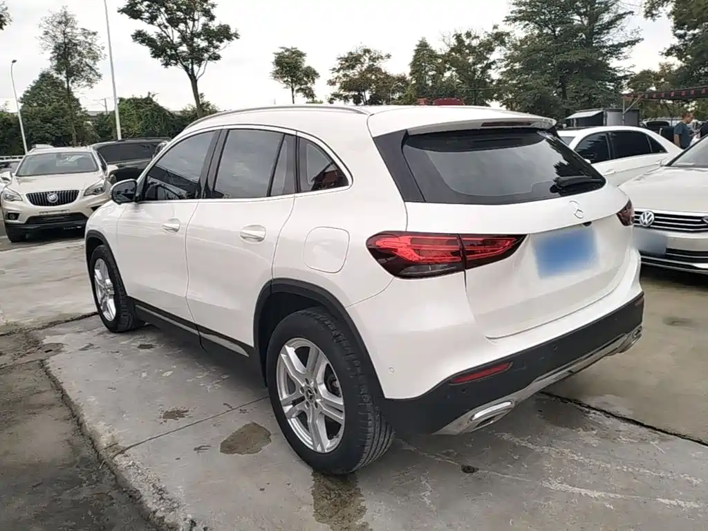 Mercedes-Benz GLA — миниатюра 5