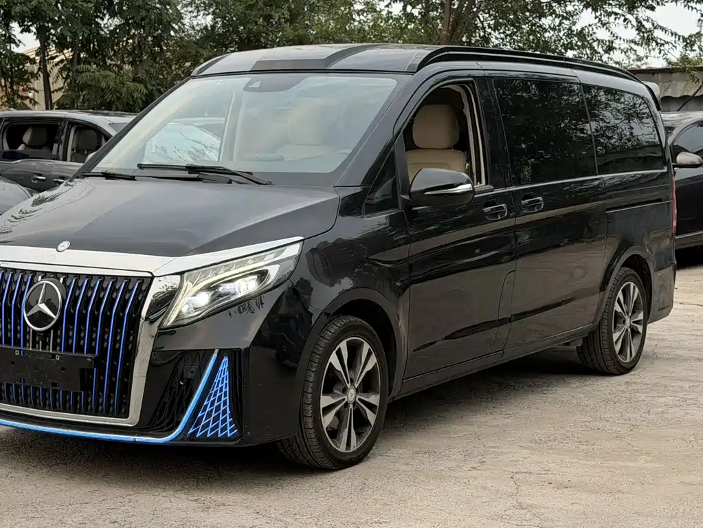 Mercedes-Benz V-Class