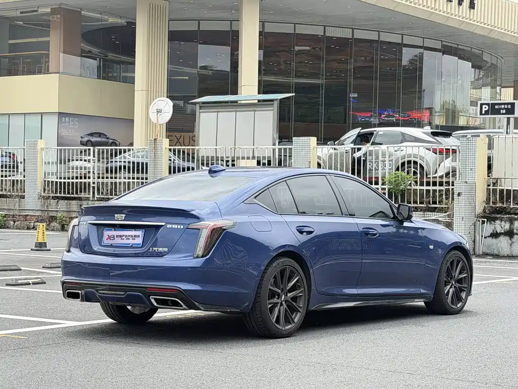 Cadillac CT5 — миниатюра 3