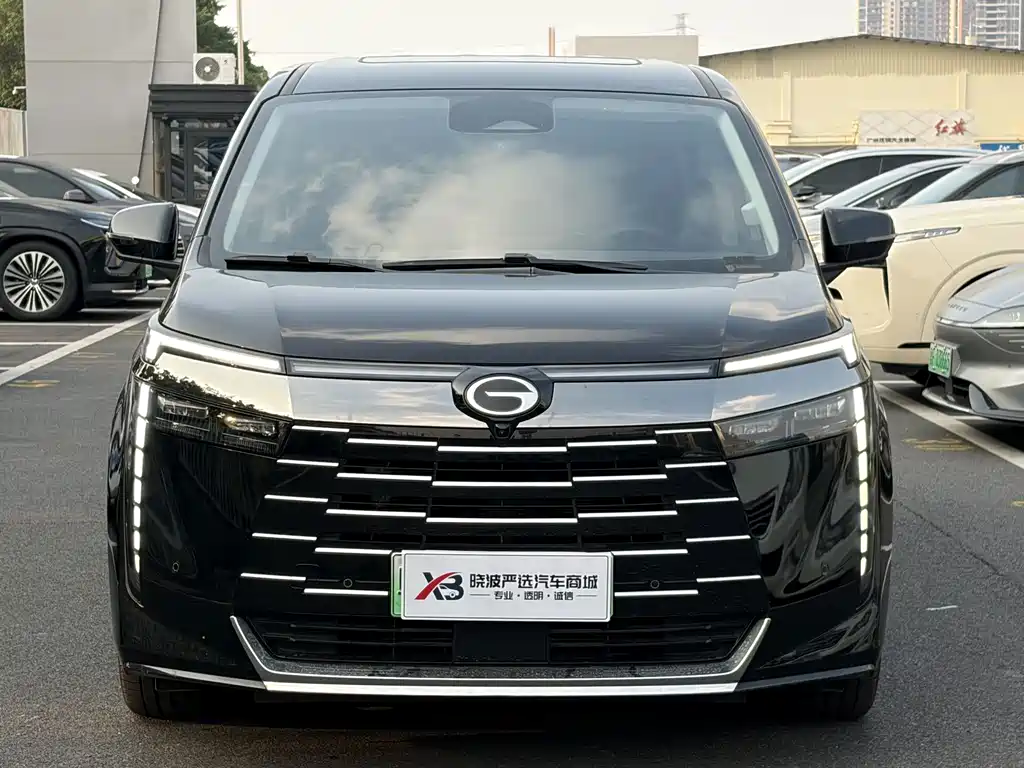 GAC Motor Trumpchi E8 PHEV — миниатюра 2