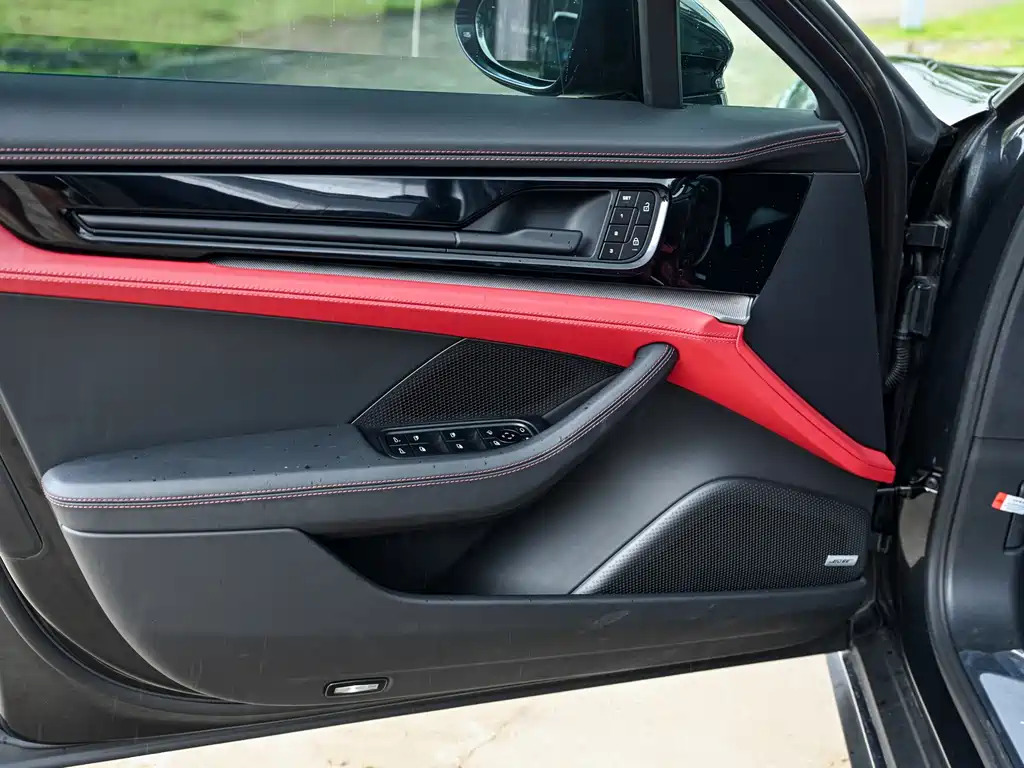 Porsche Panamera — миниатюра 20
