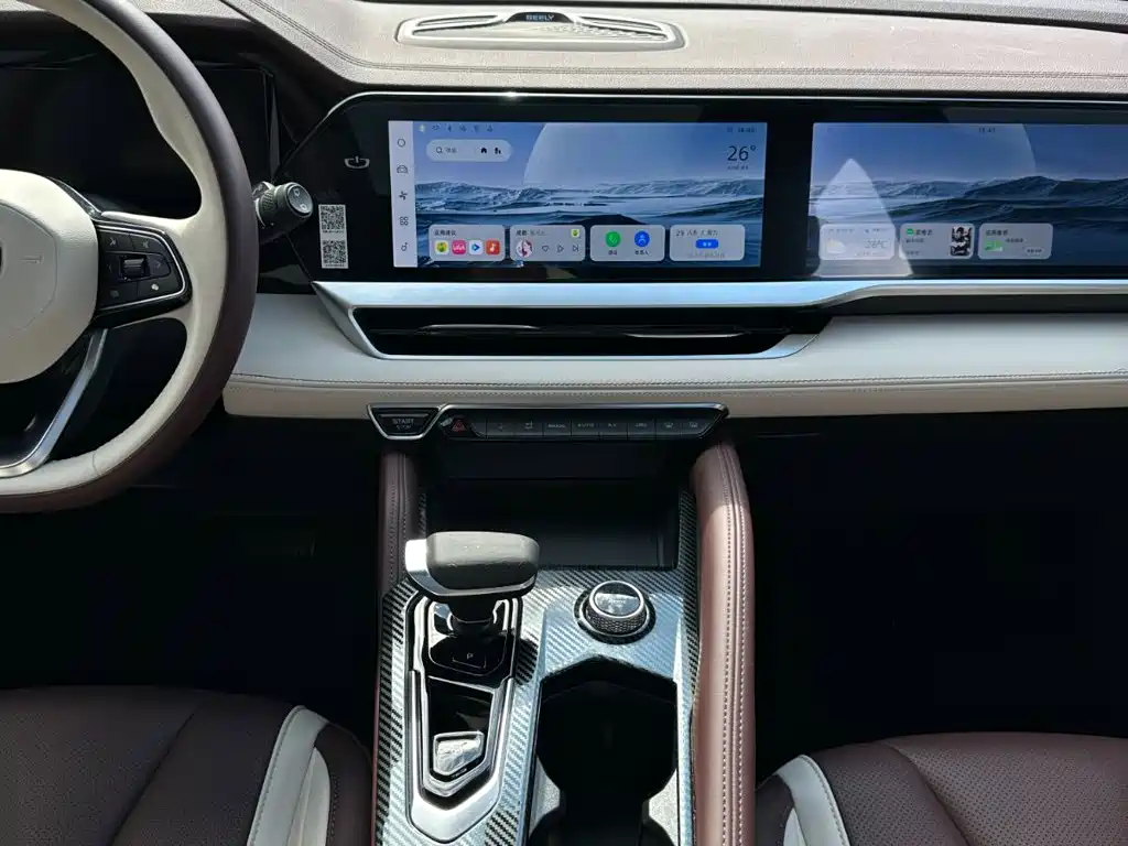 Geely Xingyue L — миниатюра 23