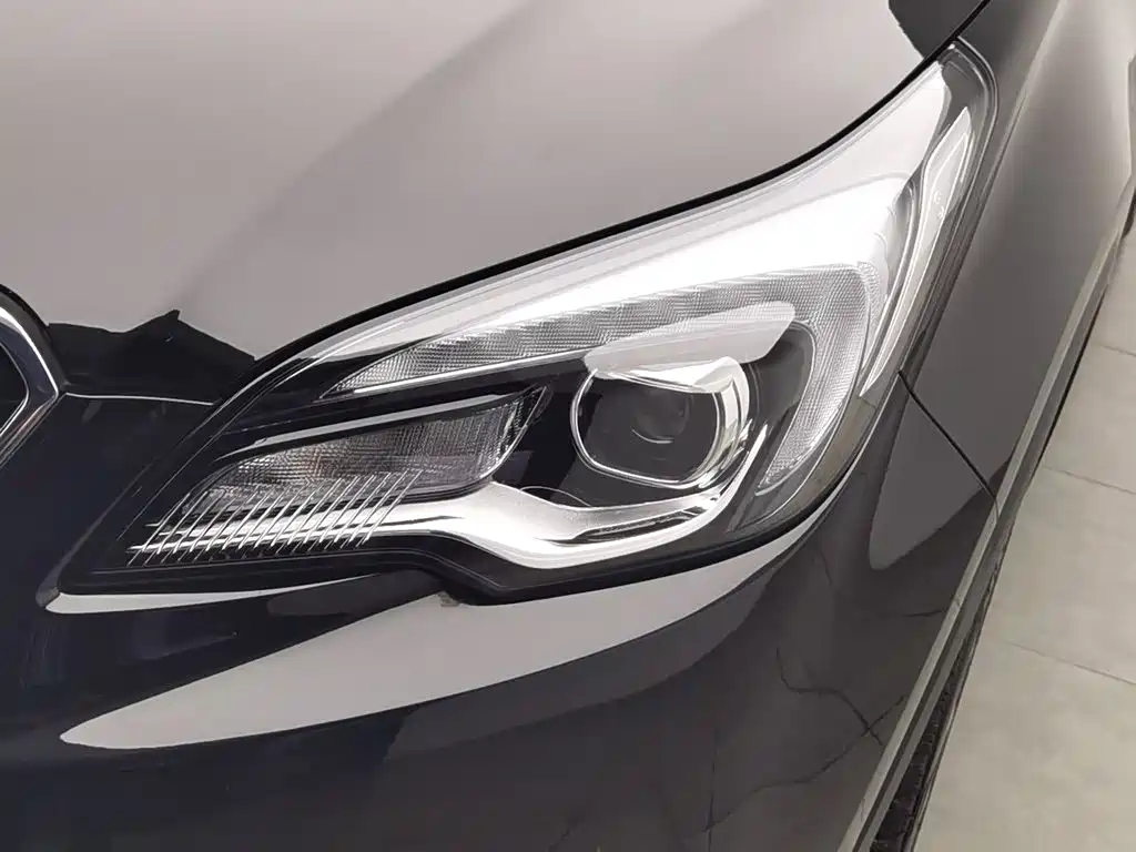 Buick Envision Plus — миниатюра 7
