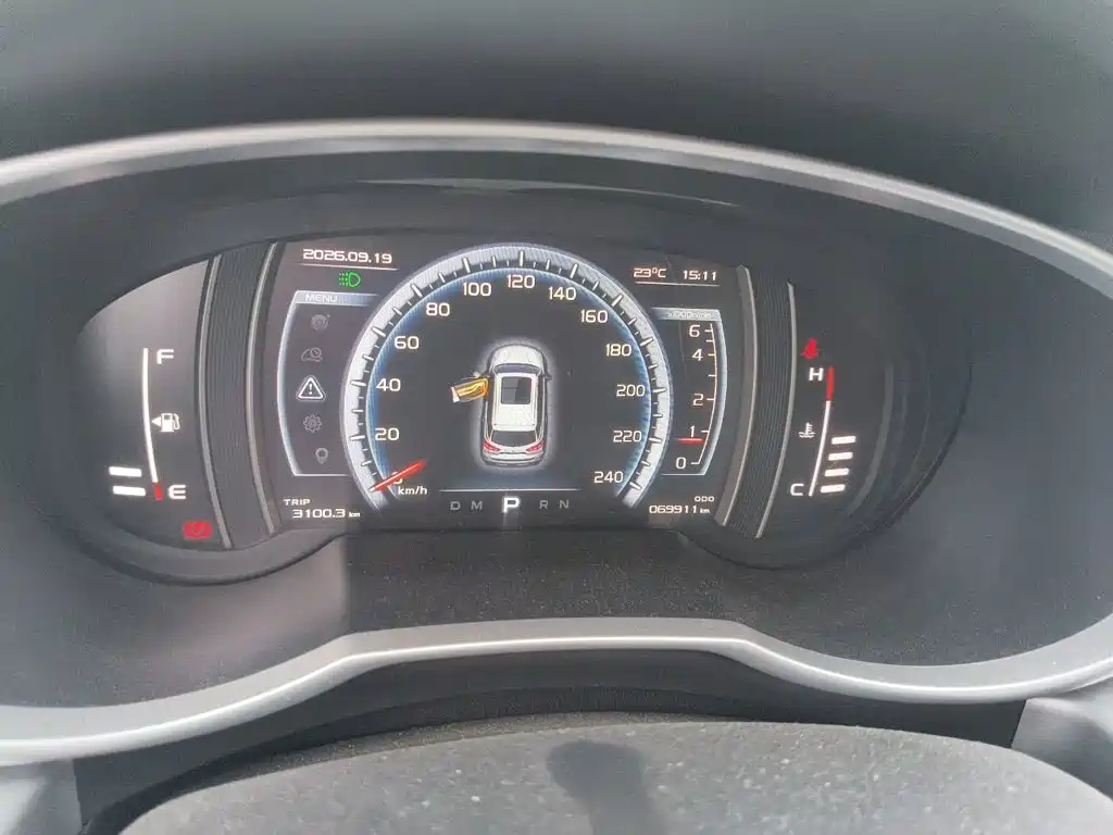 Geely Boyue — миниатюра 7
