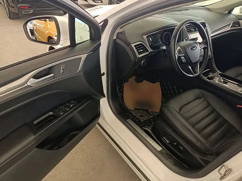 Ford Mondeo — миниатюра 16