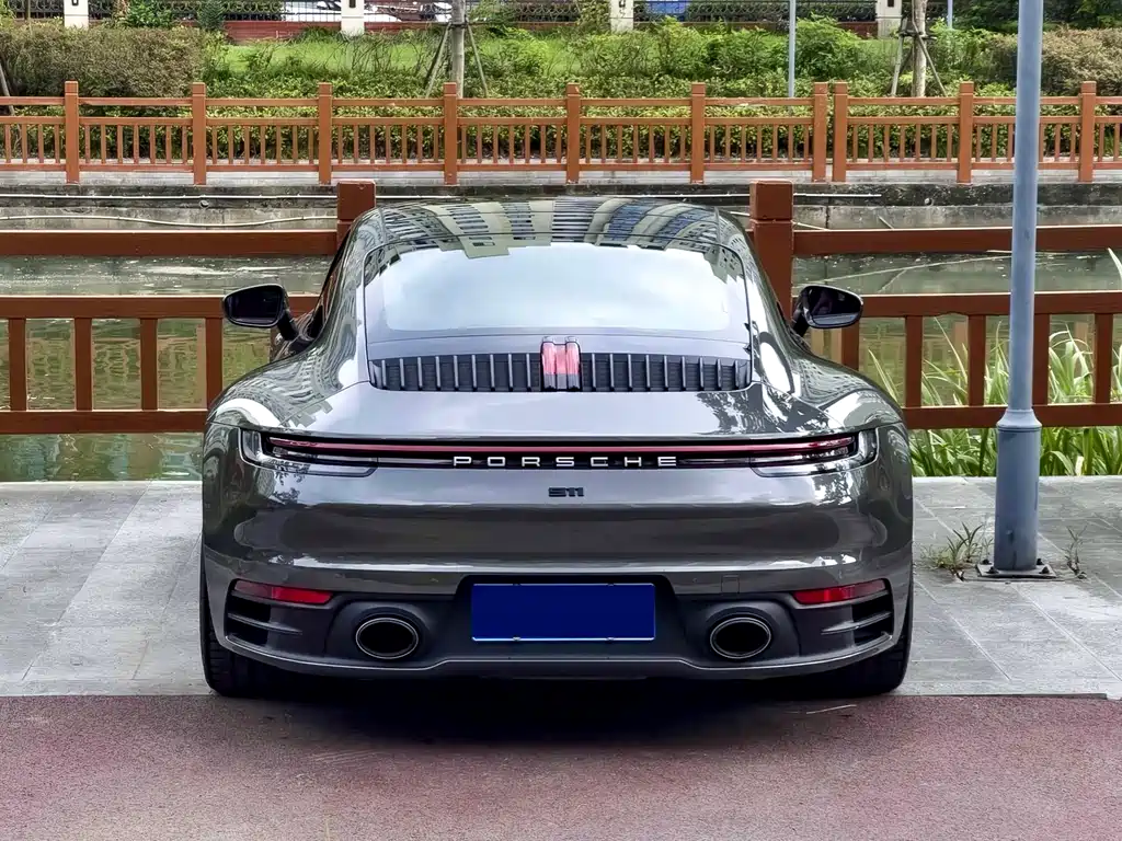 Porsche 911 2022 Carrera 3.0T