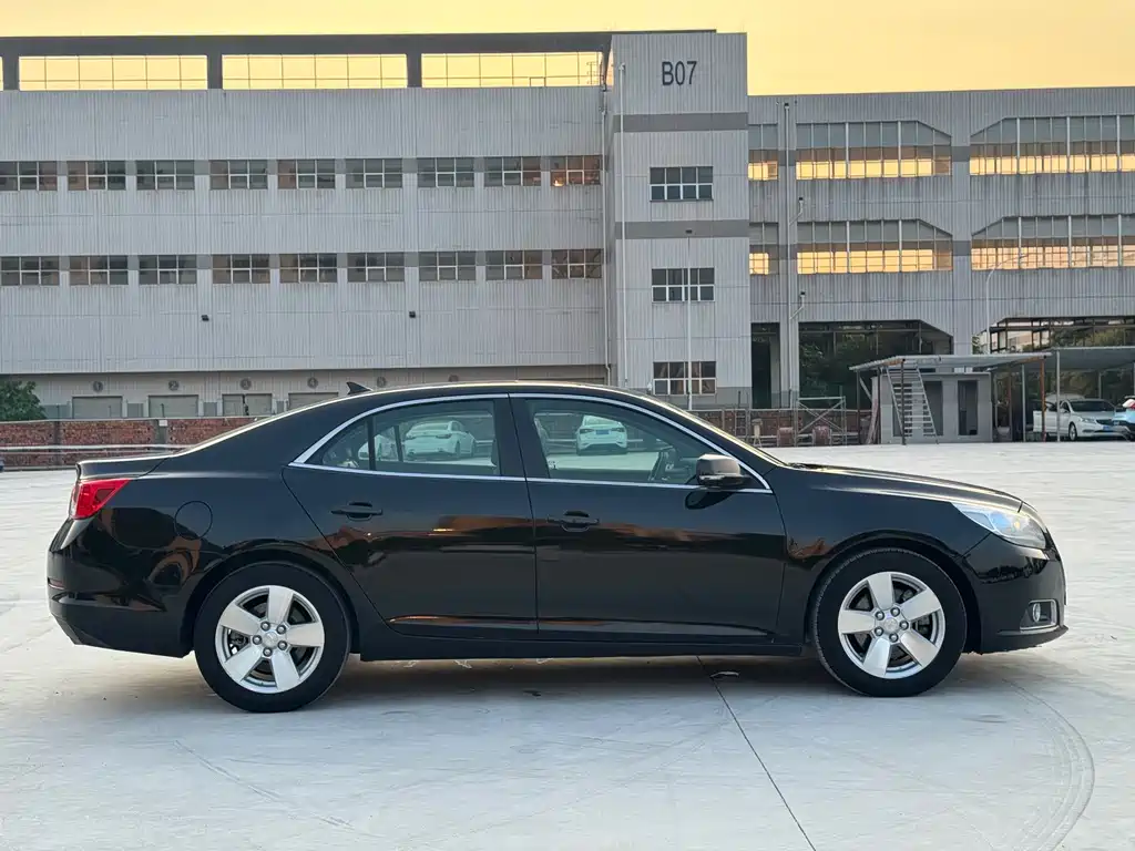 Chevrolet Malibu — миниатюра 4