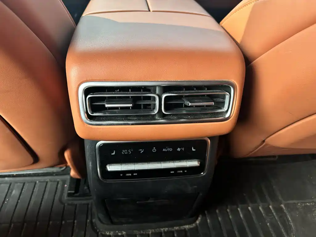 Li Auto Li L7 — миниатюра 14