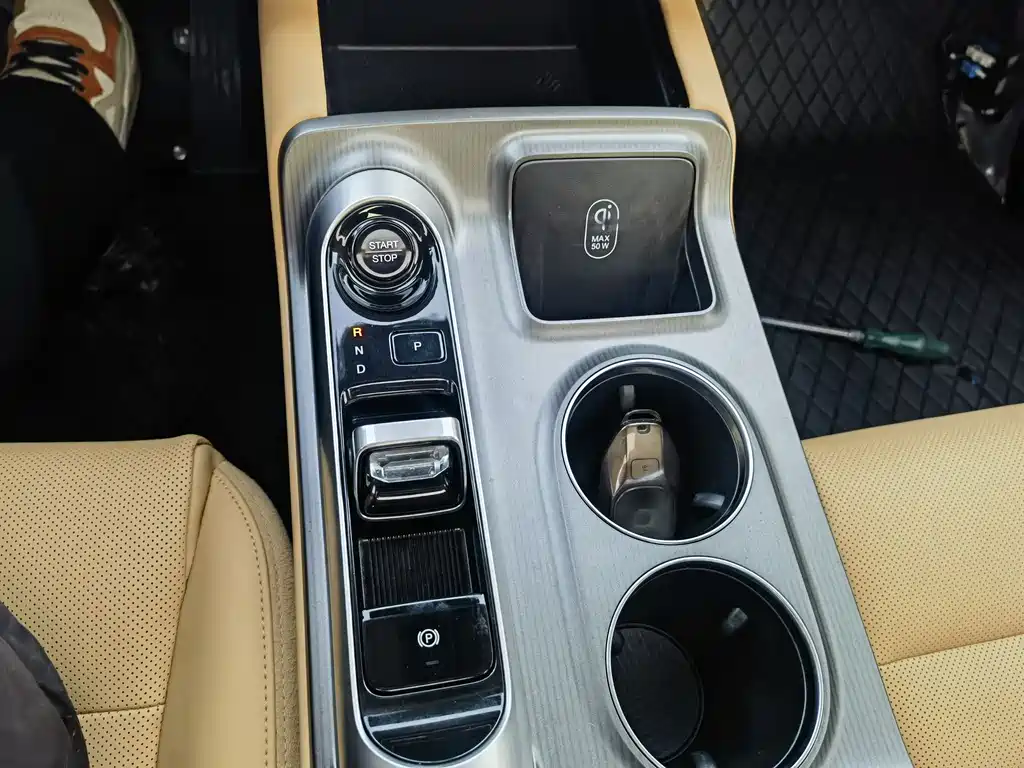 GAC TRUMPCHI E8 NEW ENERGY