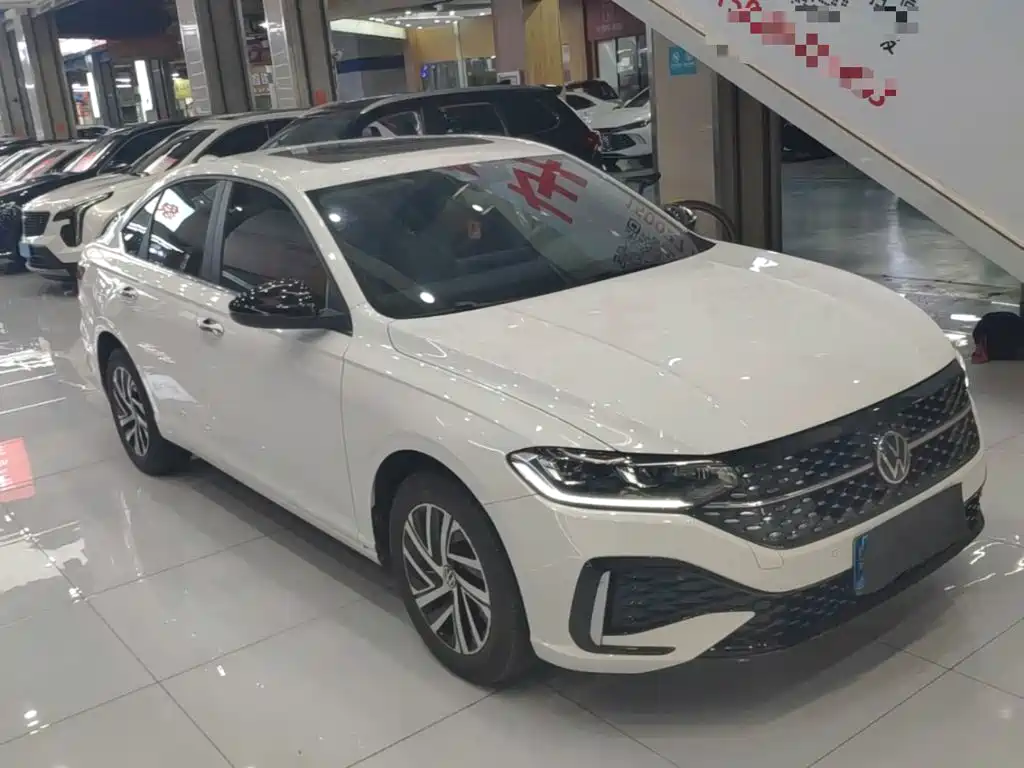 Volkswagen Lavida — миниатюра 4