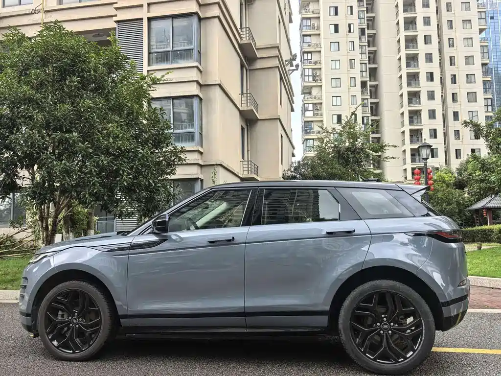 Land Rover Evoque — миниатюра 13