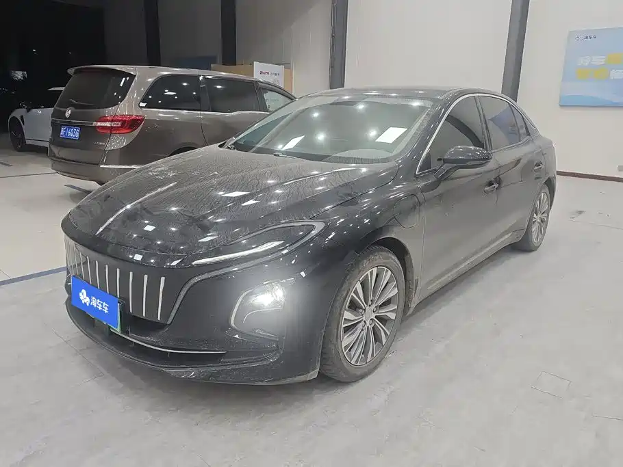 Hongqi Hongqi E-QM5