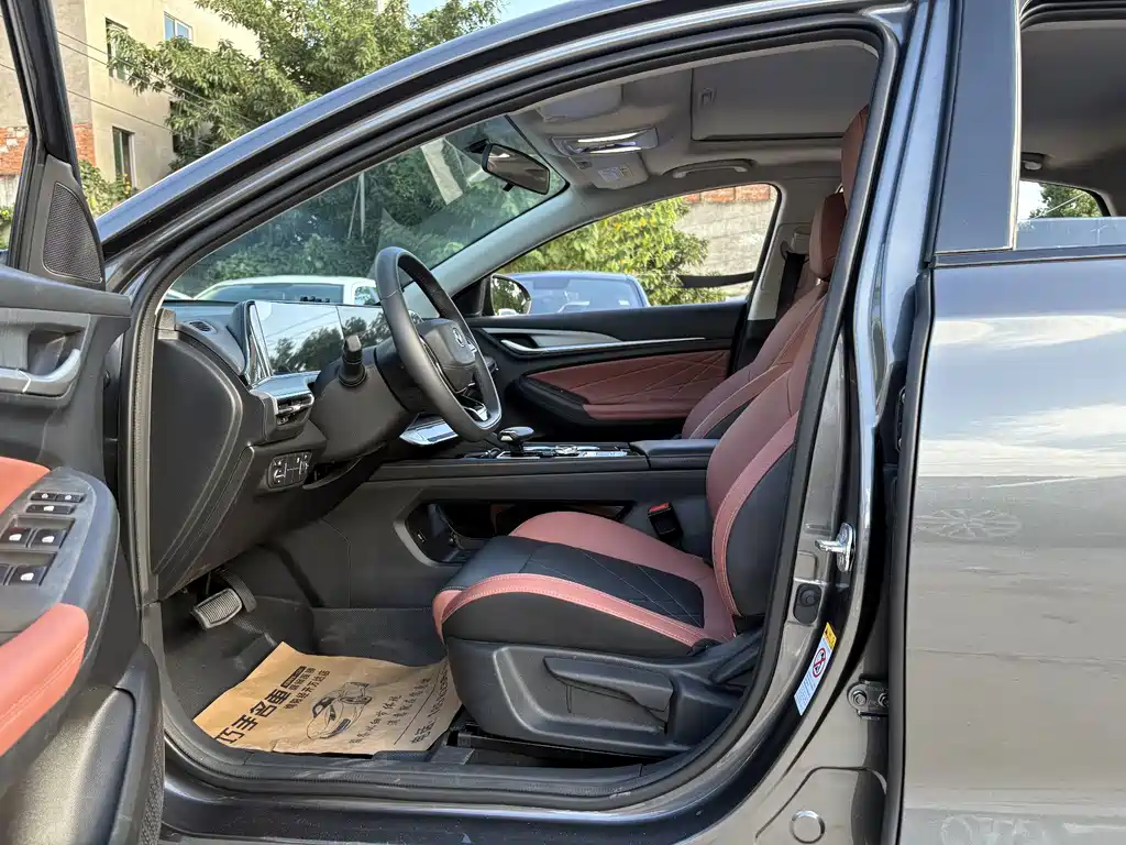 Changan Eado — миниатюра 8