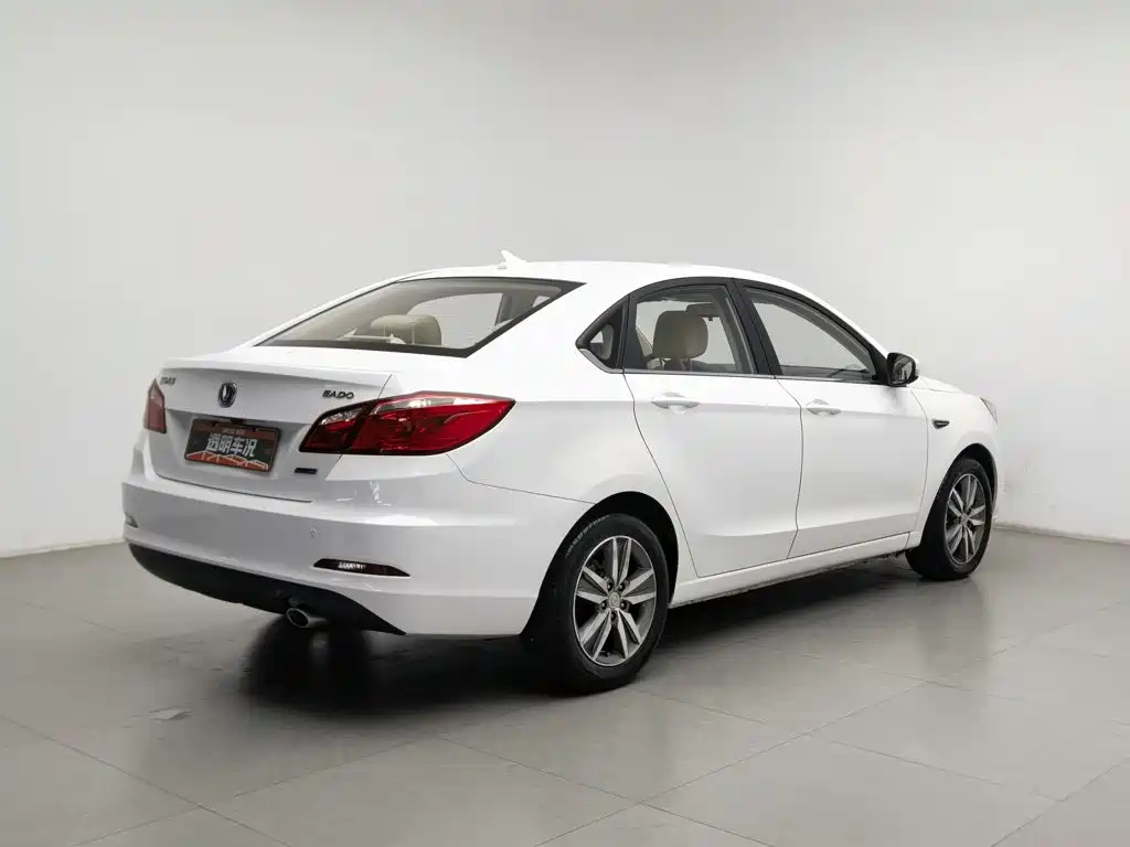 Changan Eado — миниатюра 2