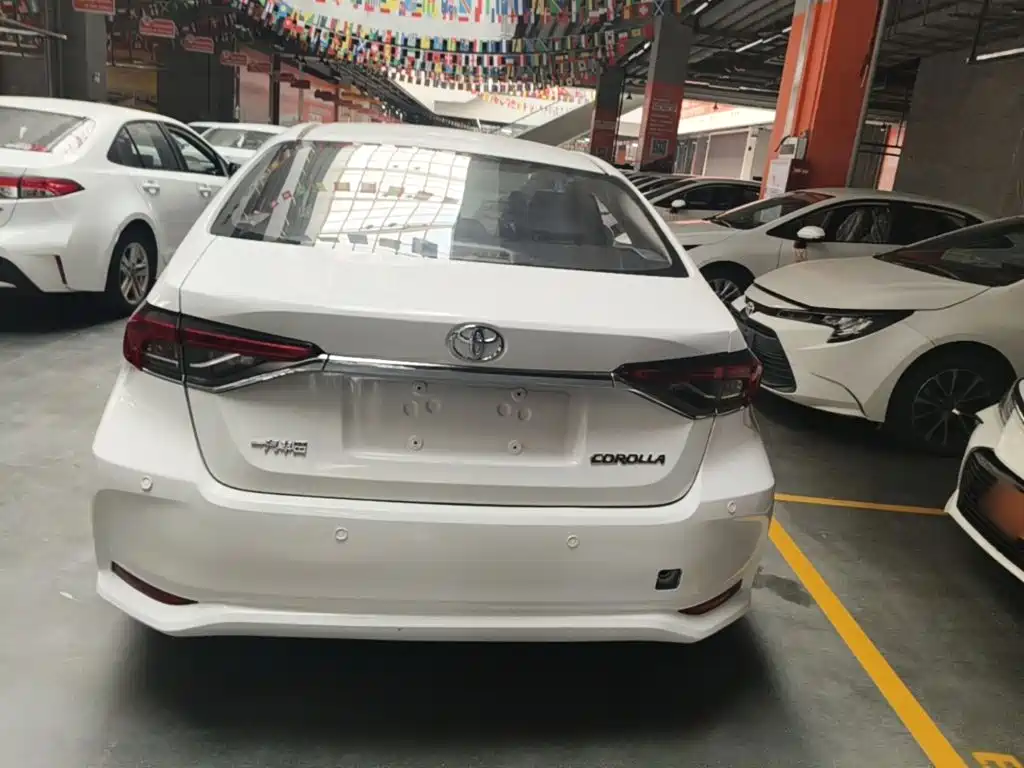 Toyota Corolla — миниатюра 6